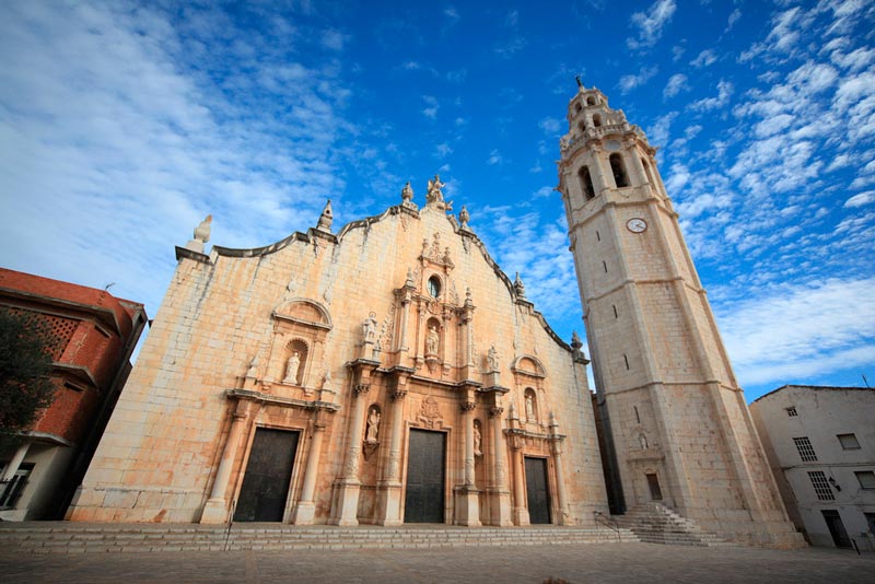 vivir en alcossebre iglesia